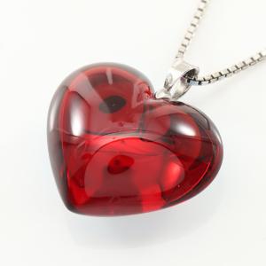 COLLIER ROMANCE