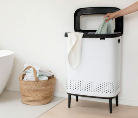 CORBEILLE A LINGE